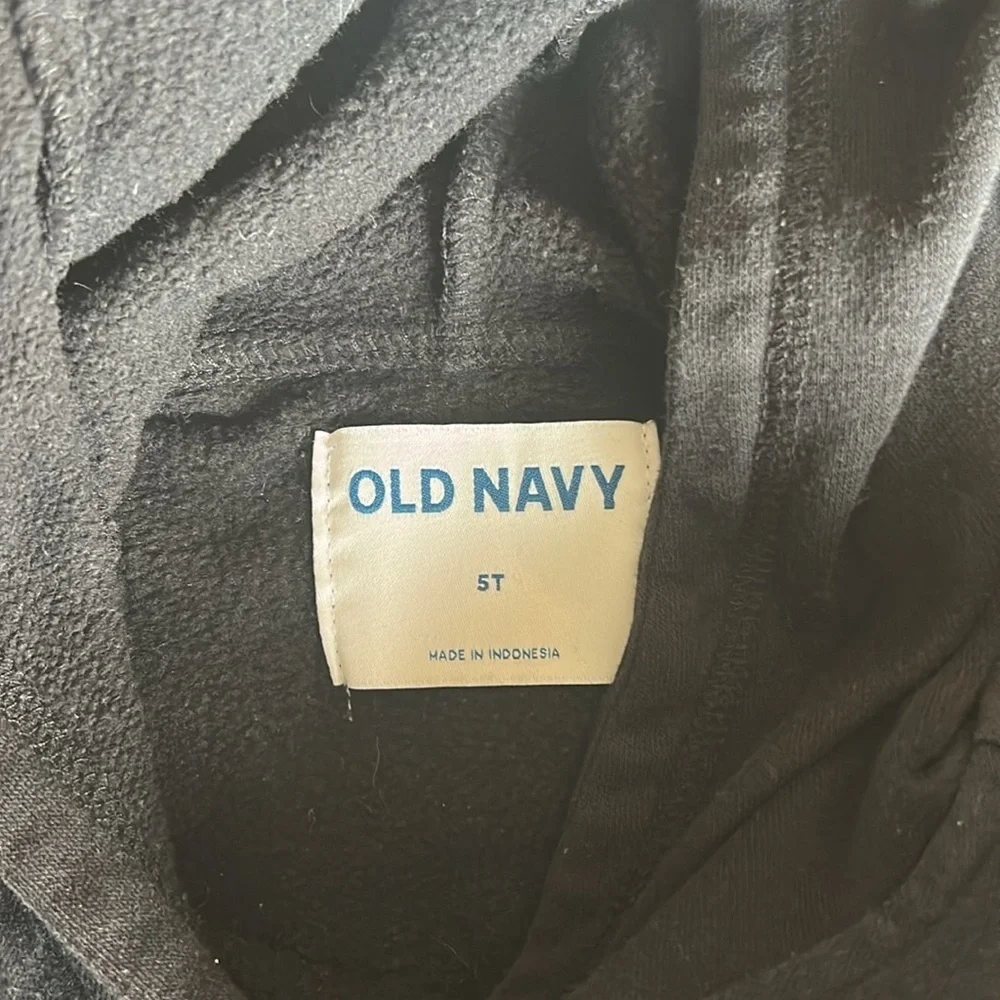 Boy Bundle Of Jackets and Sweaters Size 5